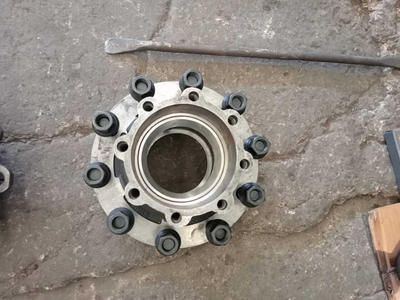 MUELLES Y PARTES AUTOMOTRICES CARRETO - Cambio de balatas, cambio de rines