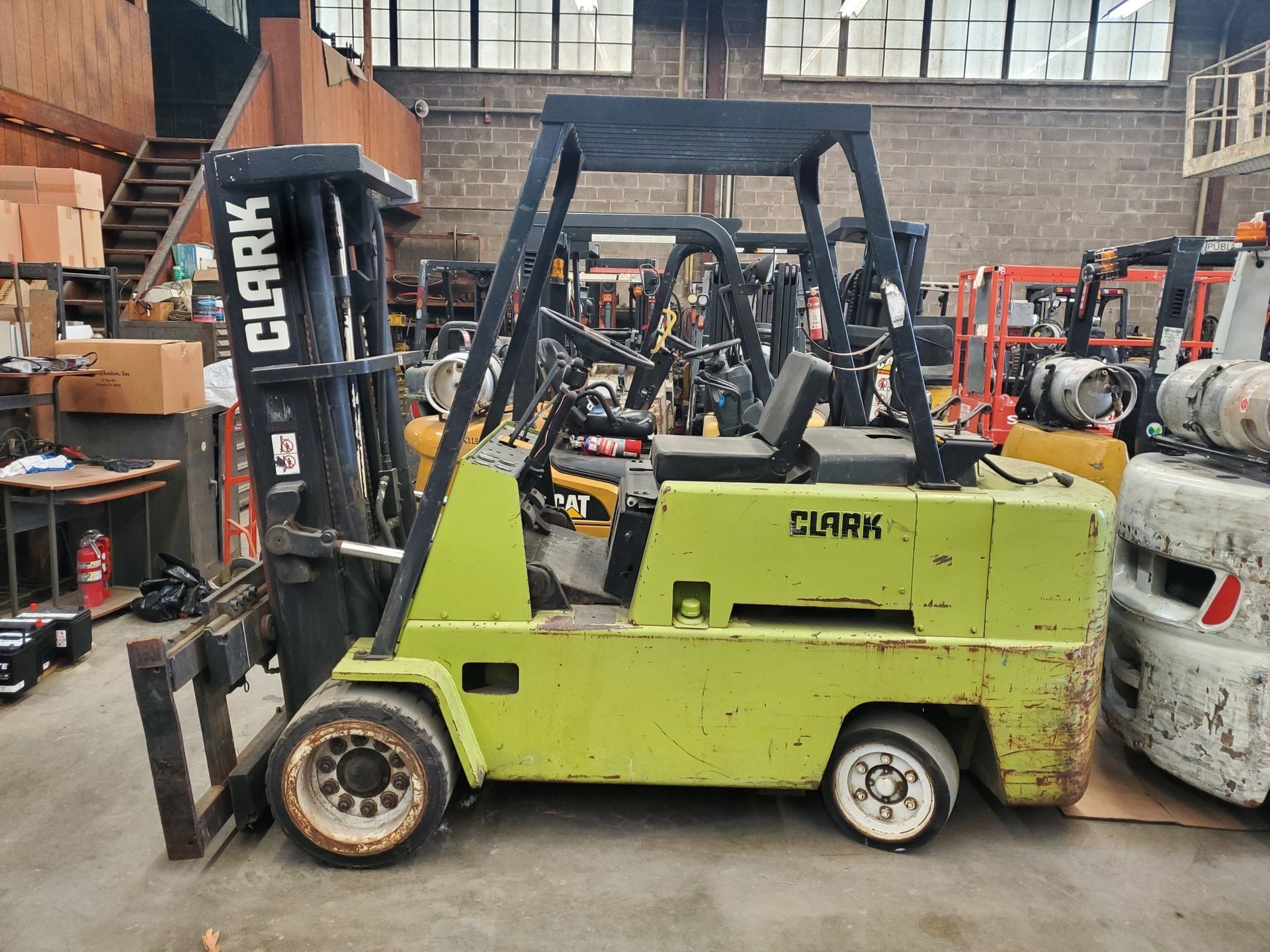 Forklifts —CLARK C500-120 LIFT TRUCK-MANORVILLE NY