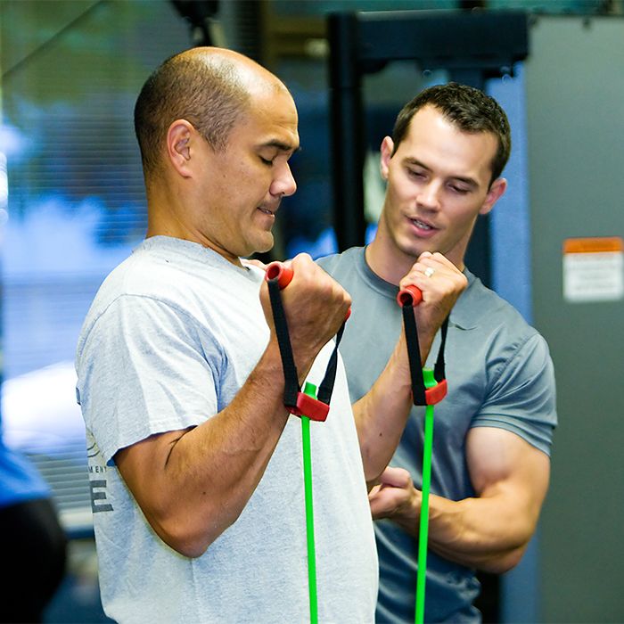 personal trainer Wollongong working with a client