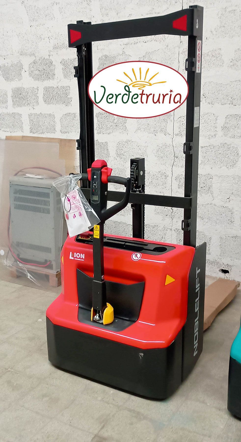 Carrello Elevatore a Timone Noblelift