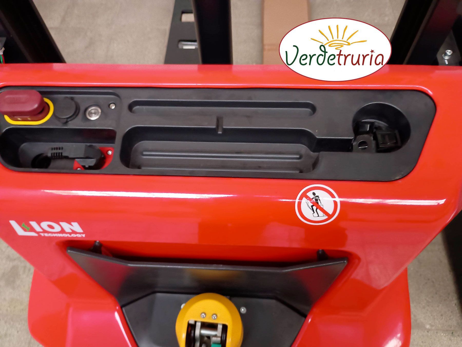 Carrello Elevatore a Timone Noblelift