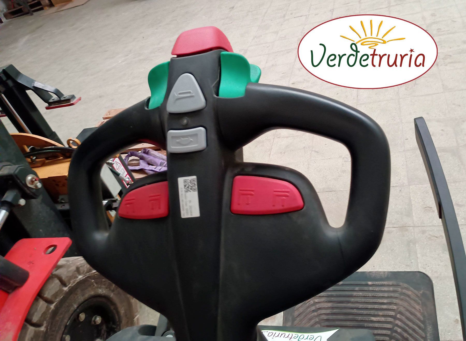 Transpallet elettrico Noblelift