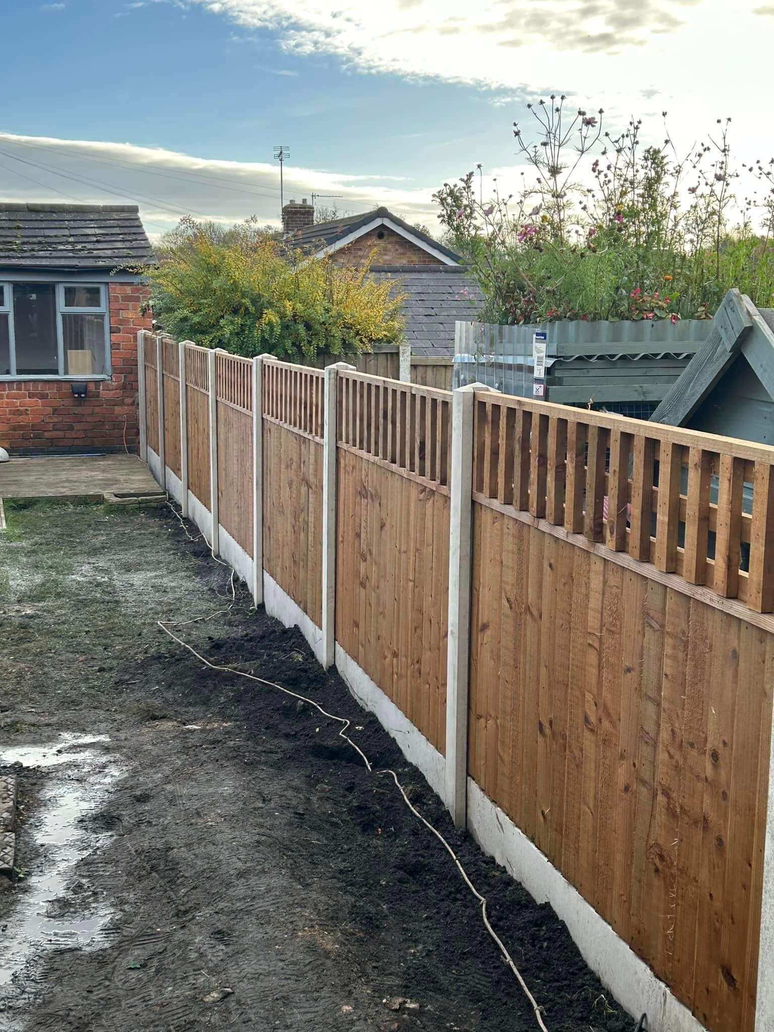 Feather edge fence panels Salisbury