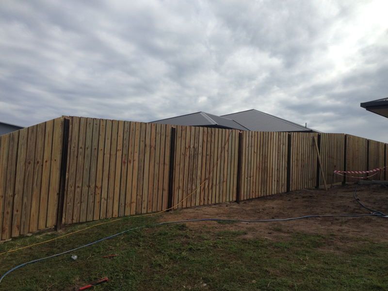 Timber Fencing Hervey Bay Fraser Coast DC Fencing