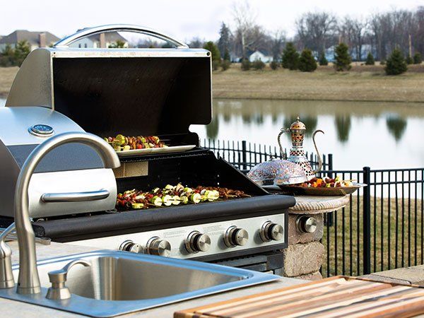 Outdoor Kitchen Barbecue - Outdoor Kitchen in Eastern Shore, AL
