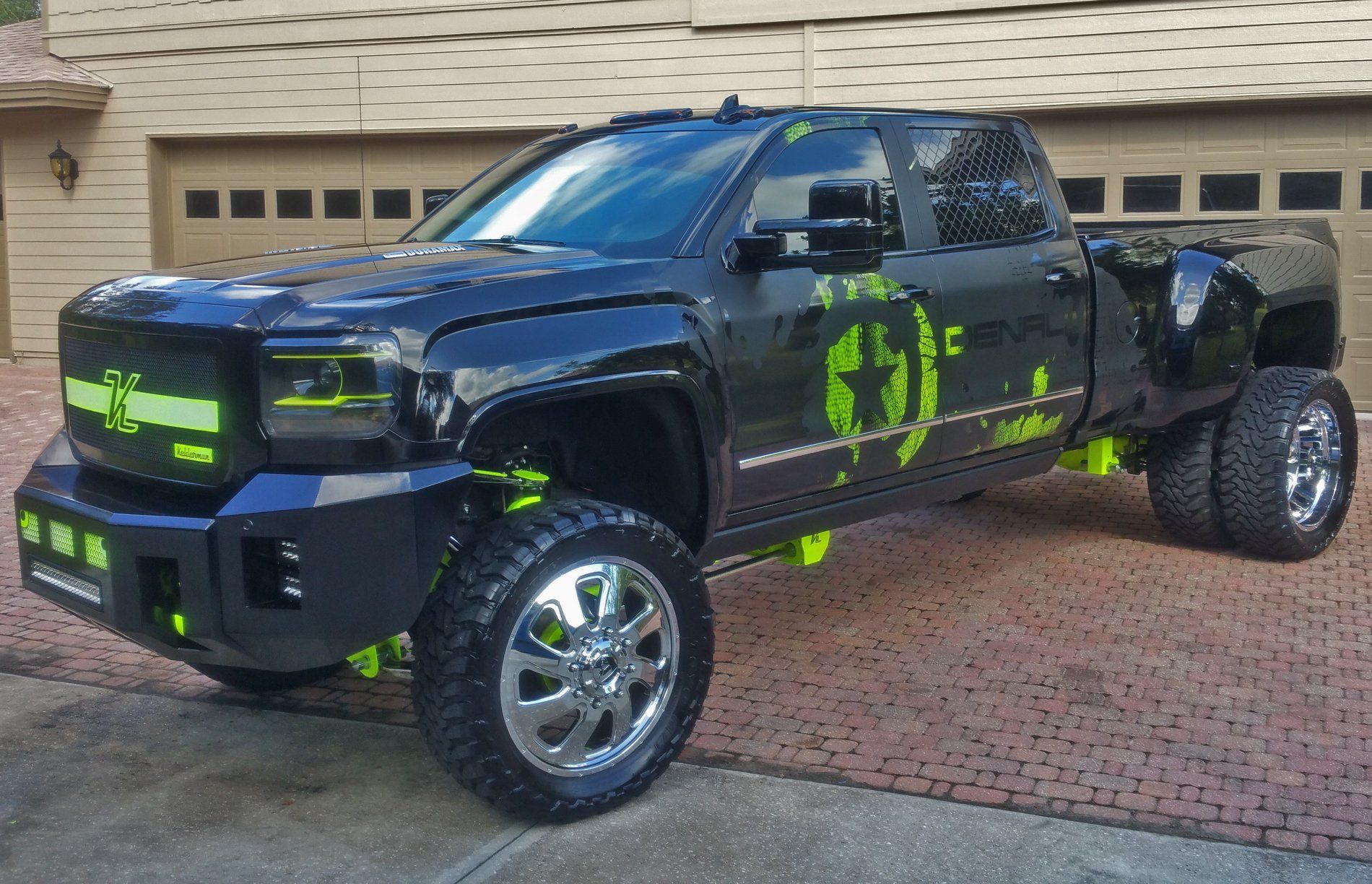 Custom Lifted Denali Dually