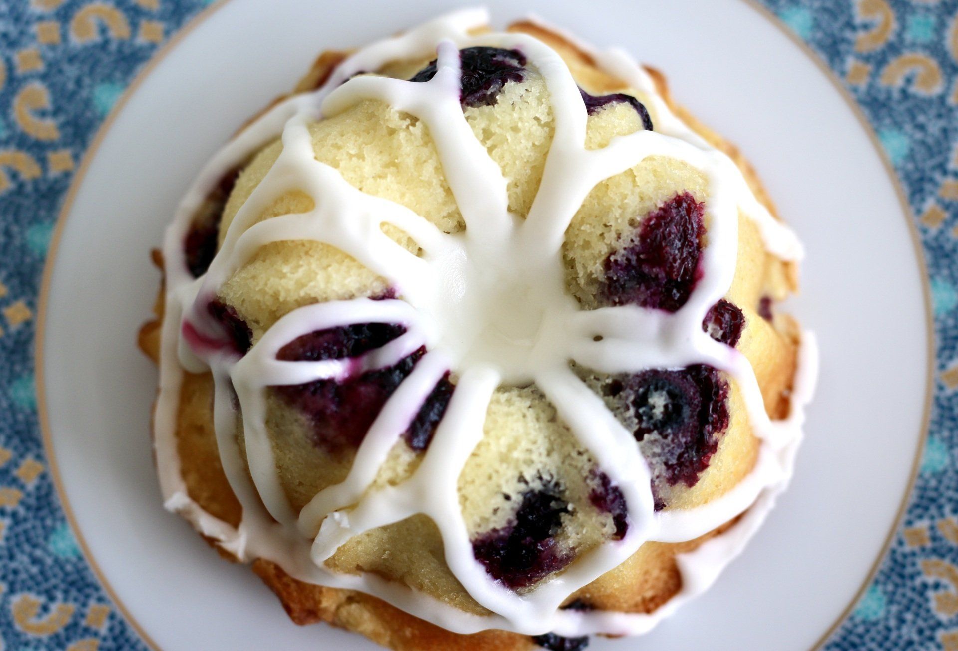 Picture of a pound cake by Joy By the Pound | Product photography