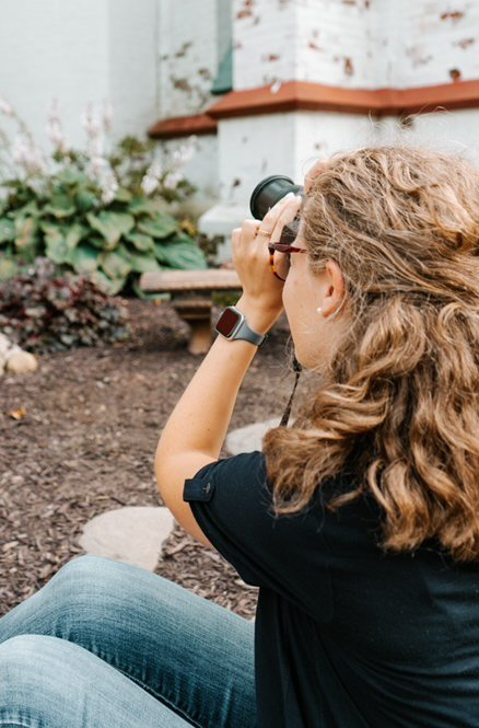 Picture of AnnaScott Cross taking a picture