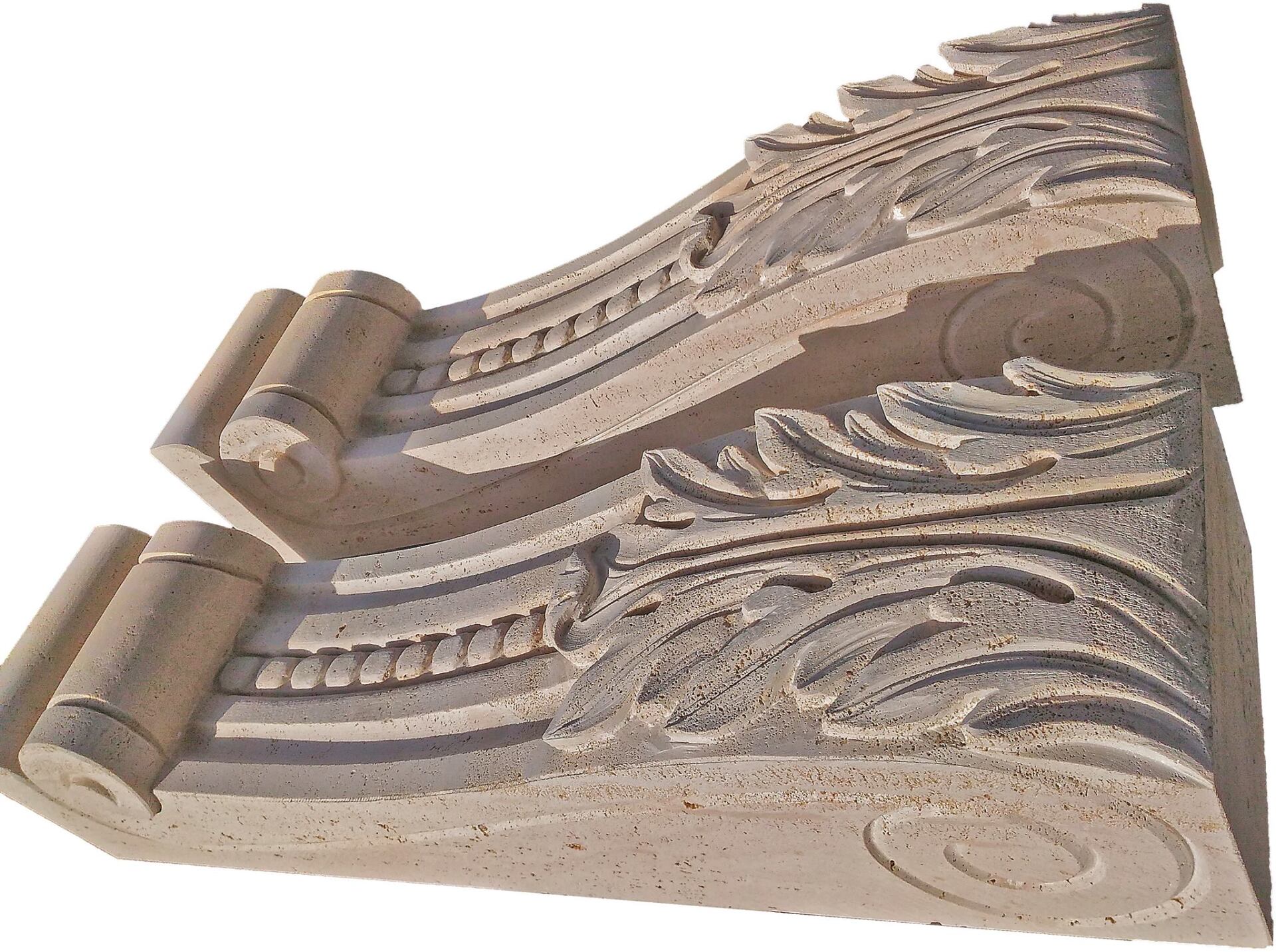 semi capitelli in marmo