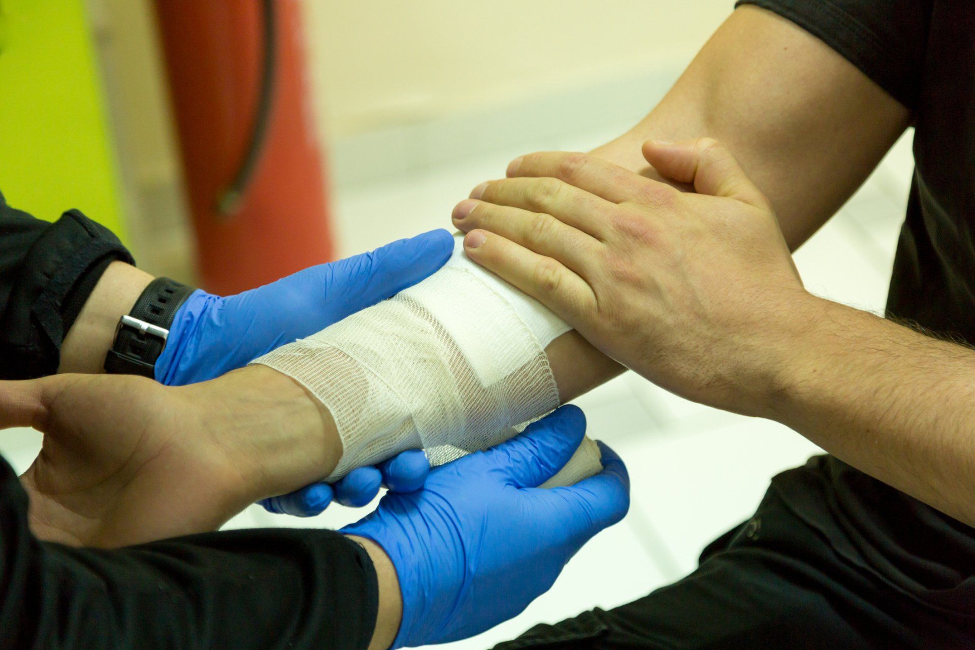 Bandaging the Arm — Newcastle, NSW — Moxey First Aid