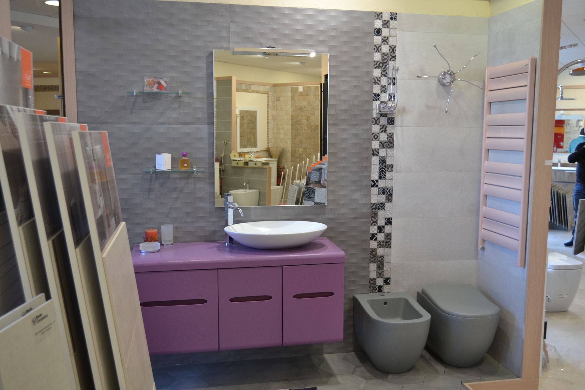 esposizione mobili bagno