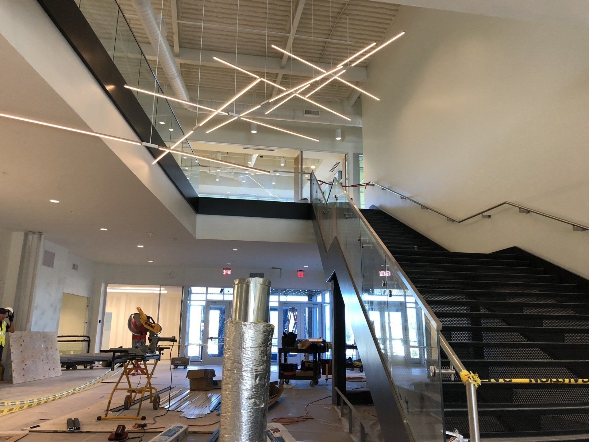 commercial business construction contractor