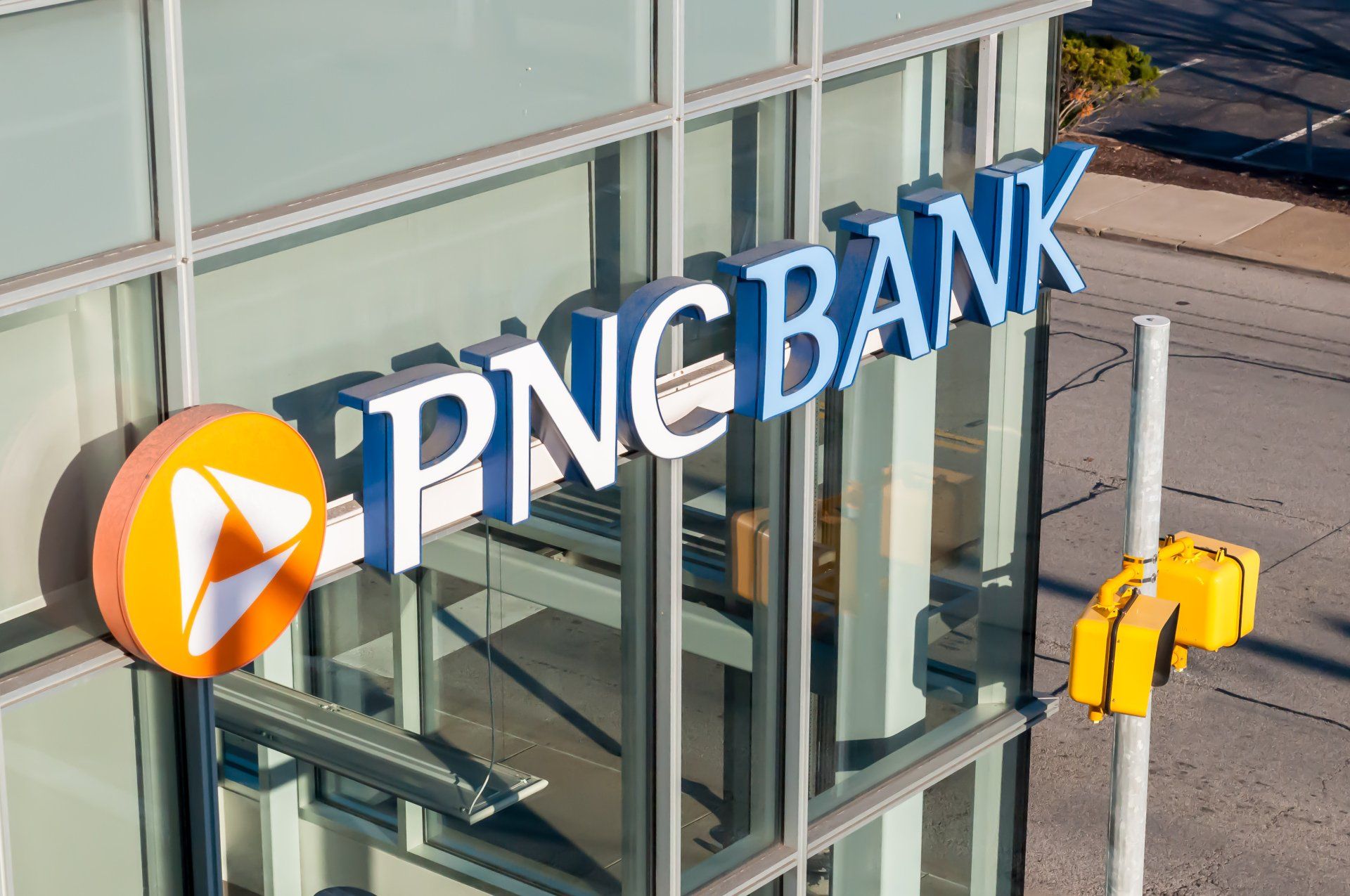 Commercial Bank Contractor in Nashville