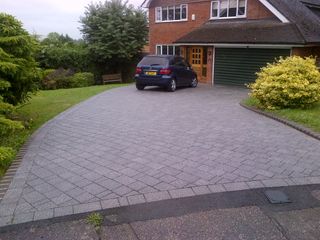 Driveway - Loughton, East London - Warren Drives and Patios Ltd