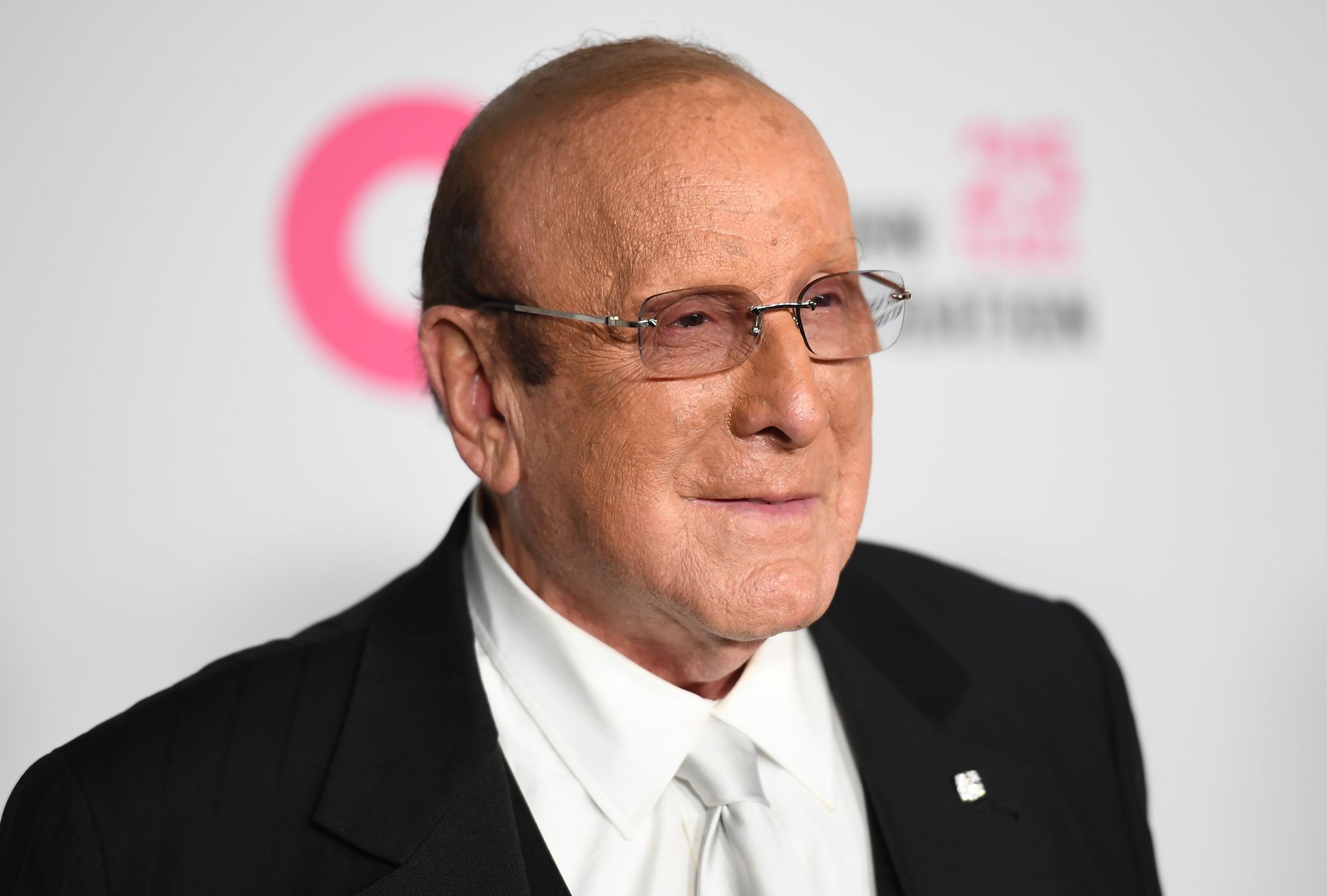 Clive Davis gay money