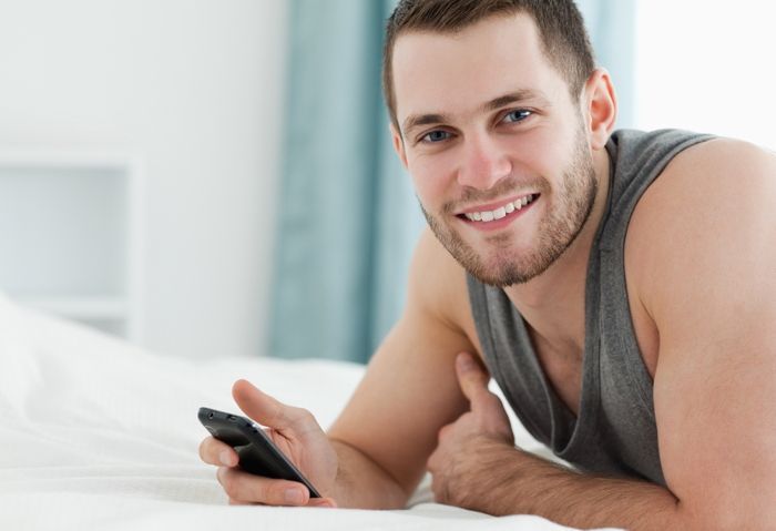 how to text gay men