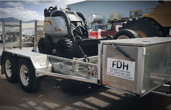 A trailer with the word fdh on it