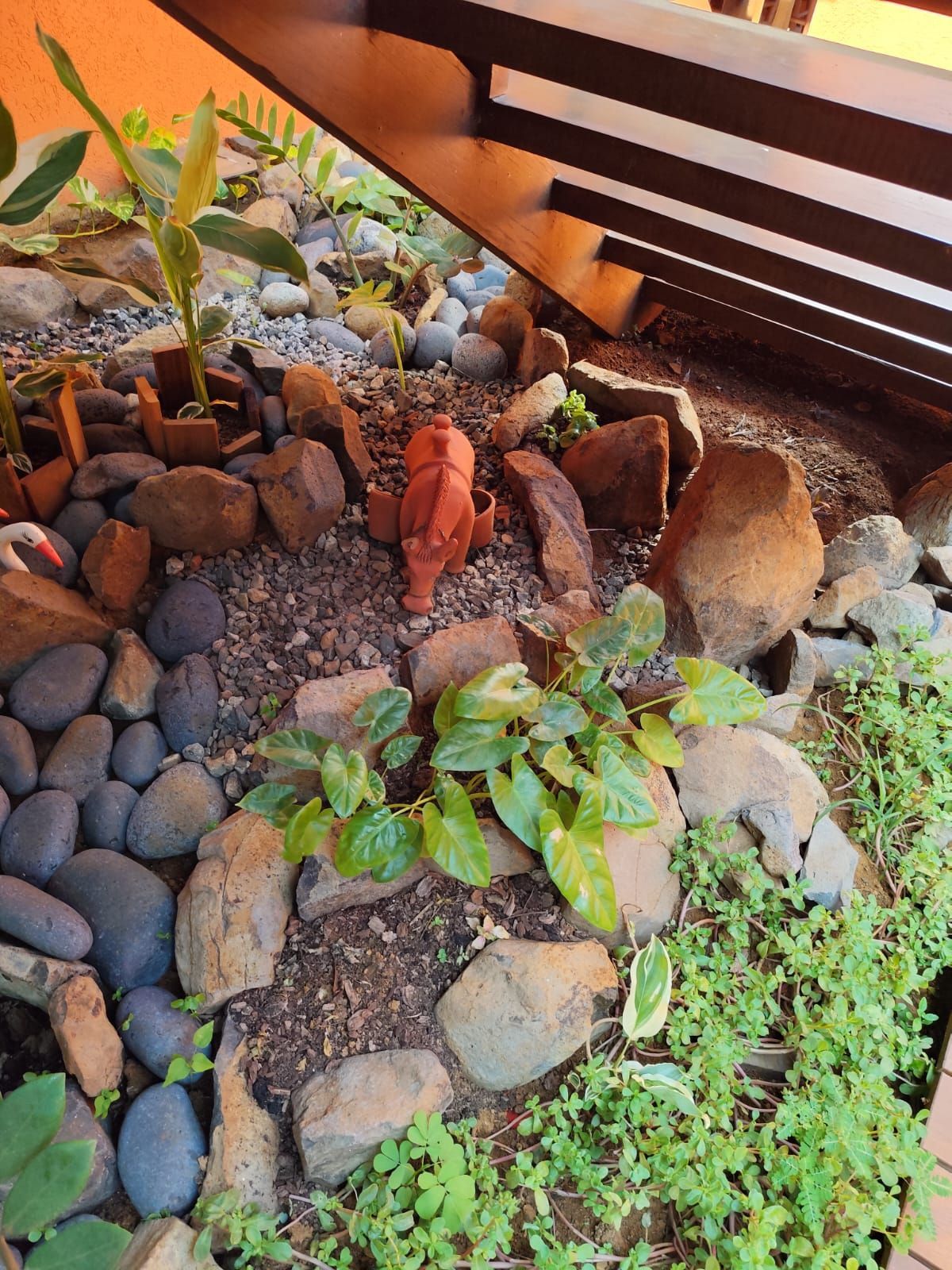 Uma placa na porta que diz margarida 2