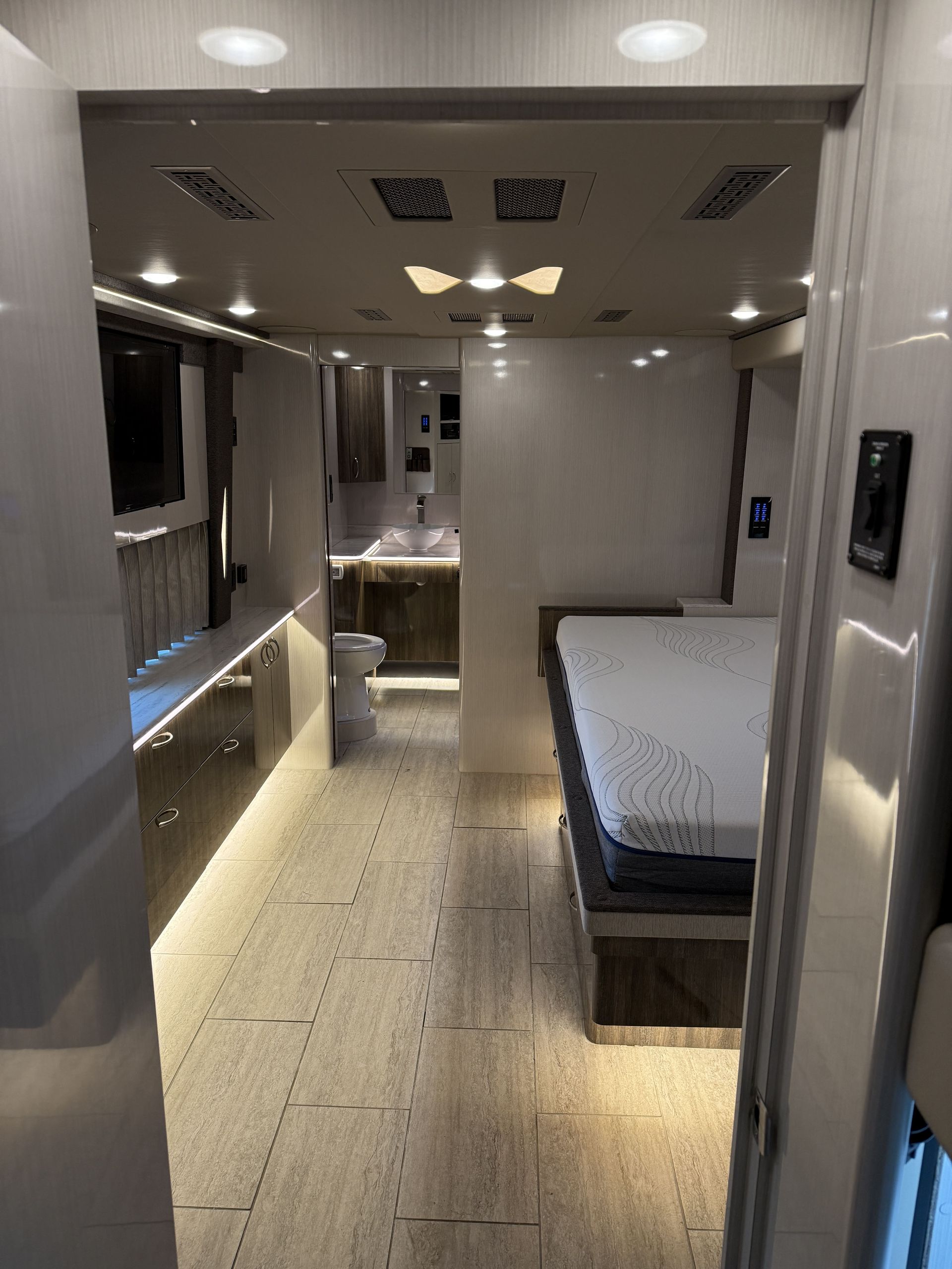 Entertainment system 