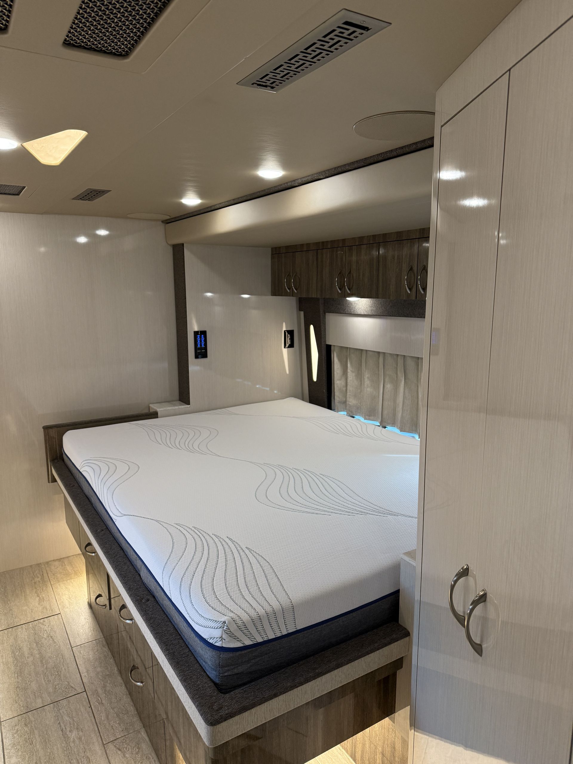 Entertainment system with flat-screen TV, DVD player, stereo, and satellite reception