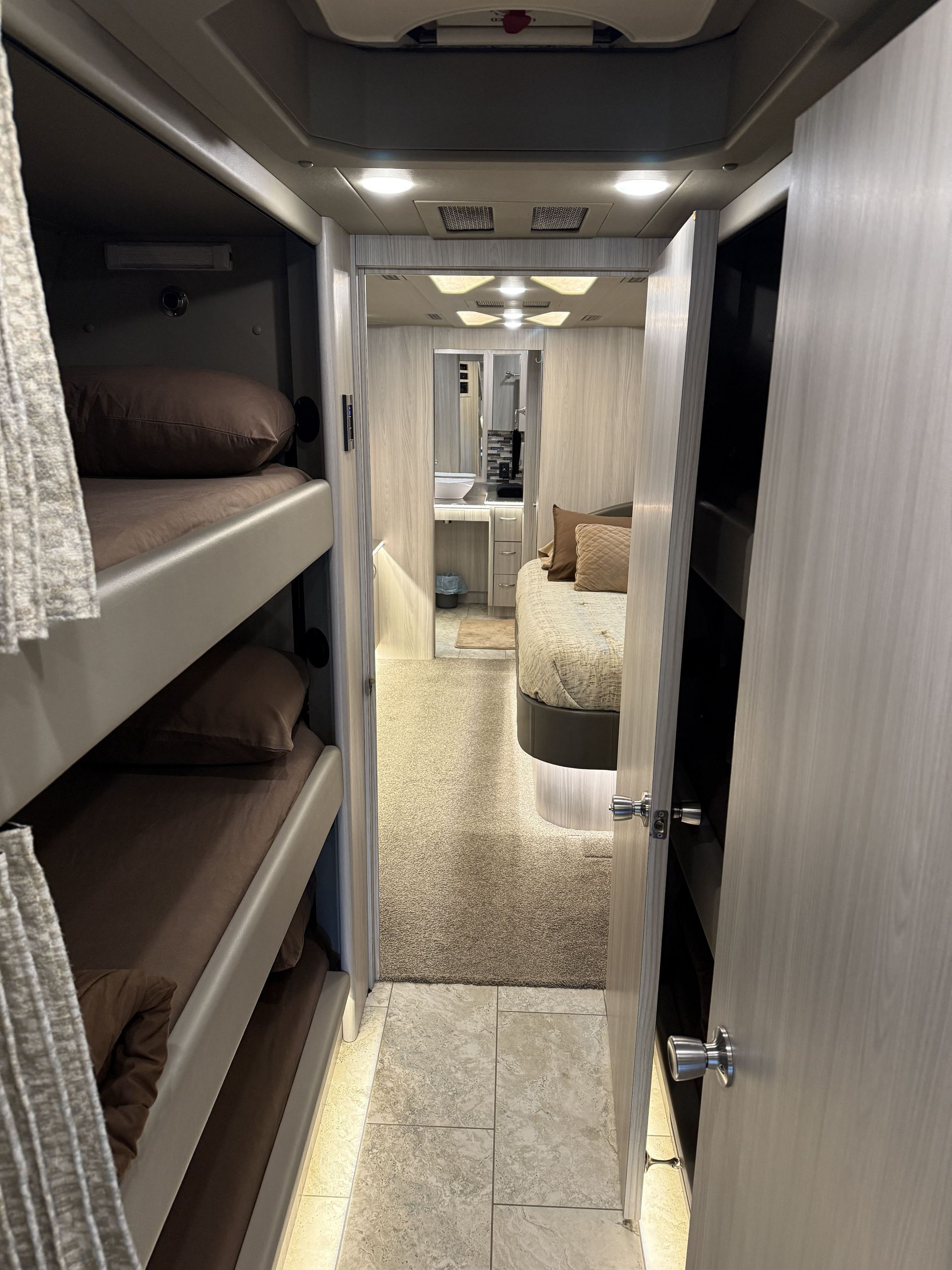 Entertainment system with flat-screen TV, DVD player, stereo, and satellite reception