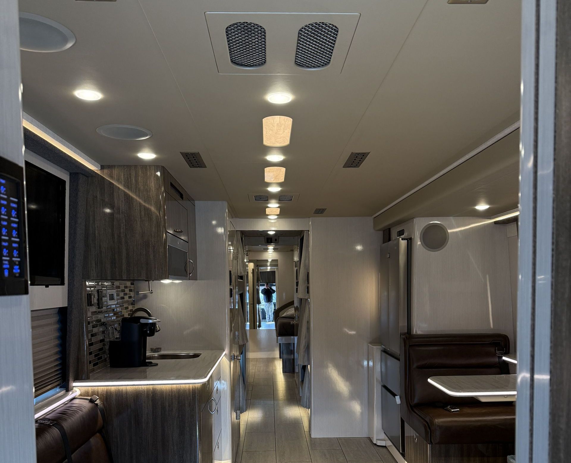 luxury entertainer coach with amenities