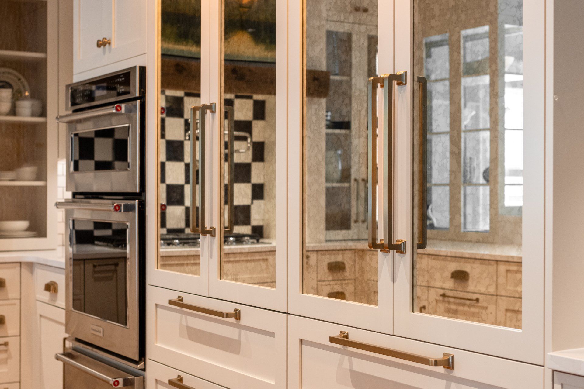 Black and white back splash