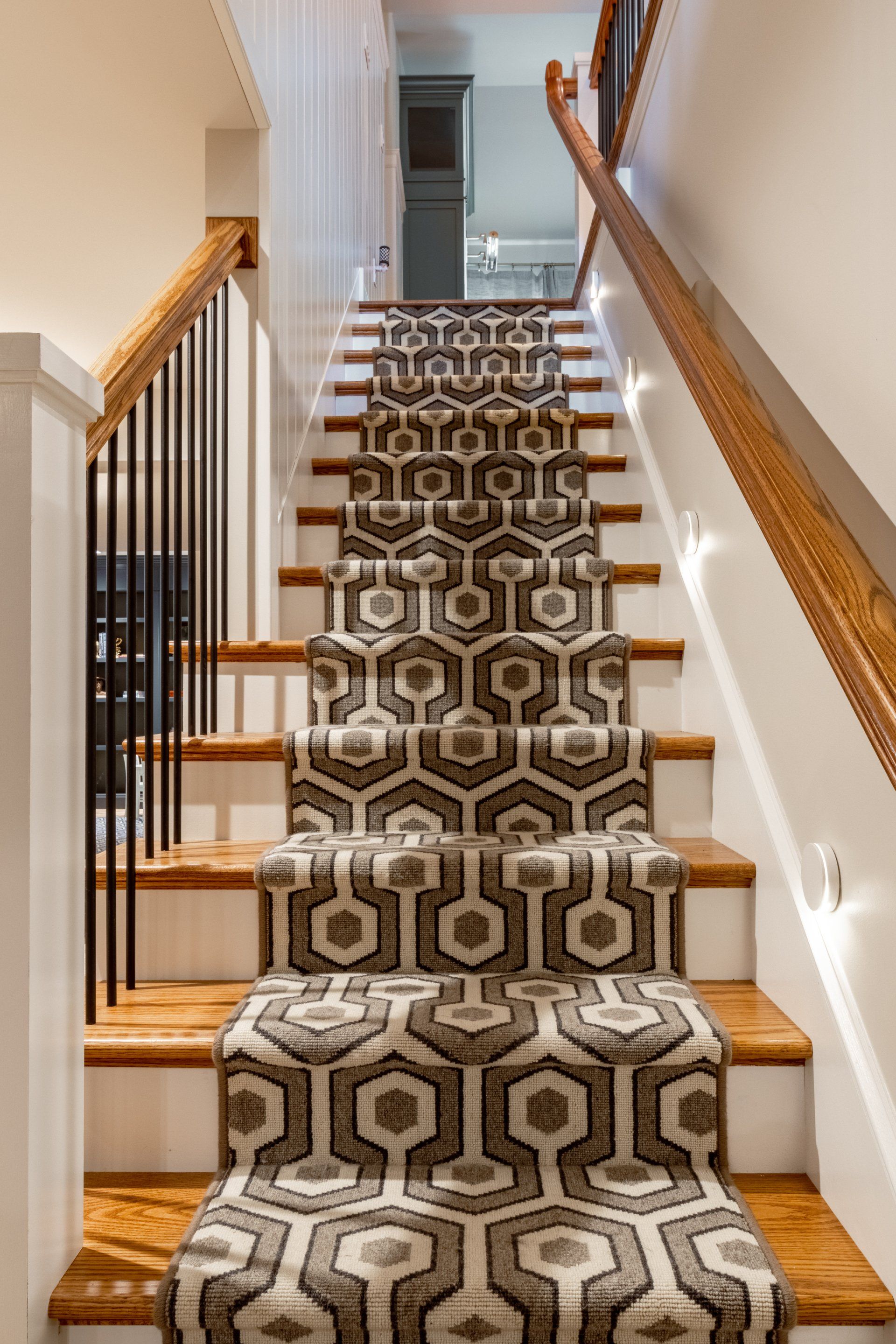 Geometric carpet runner