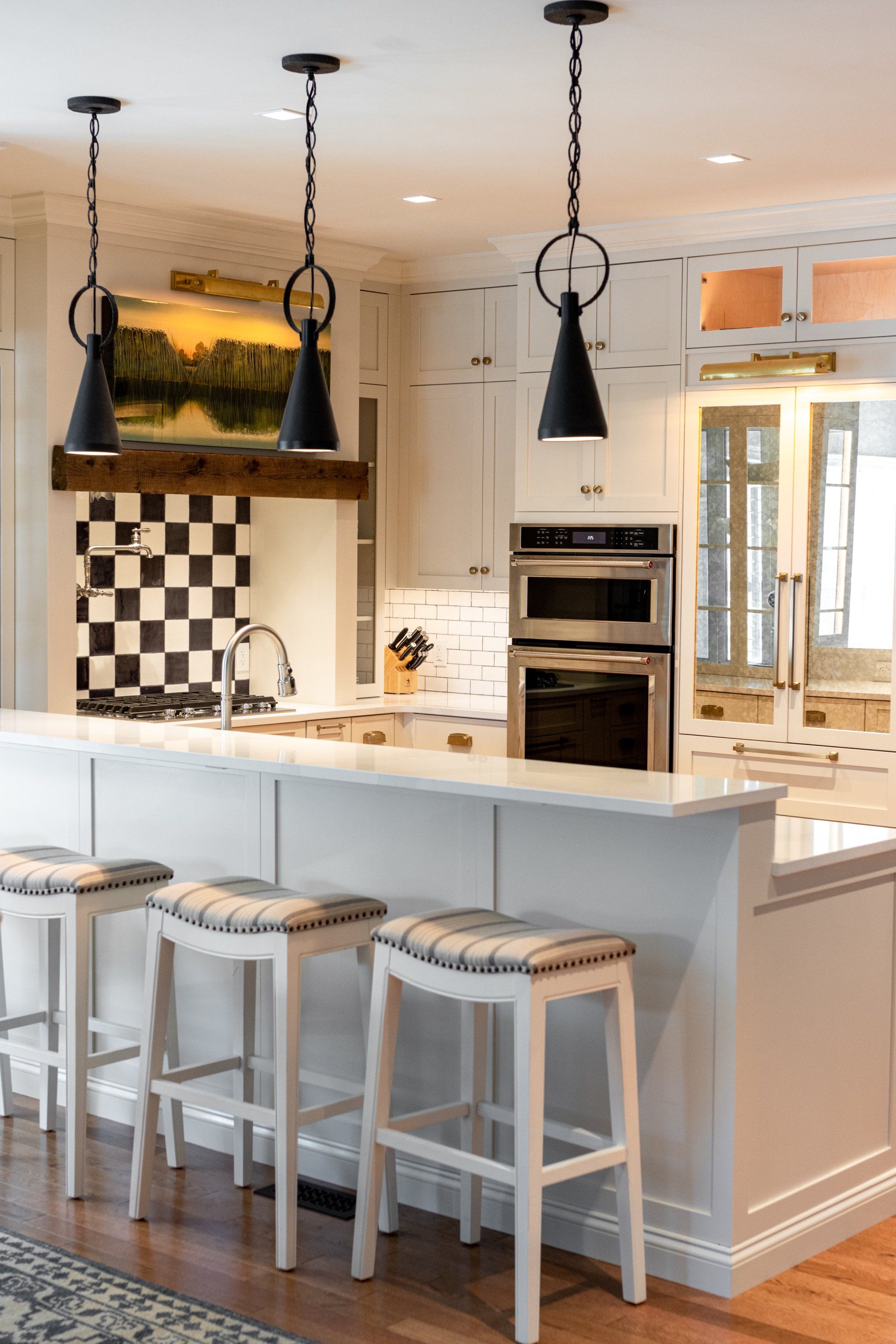 Black pendant lights interior design