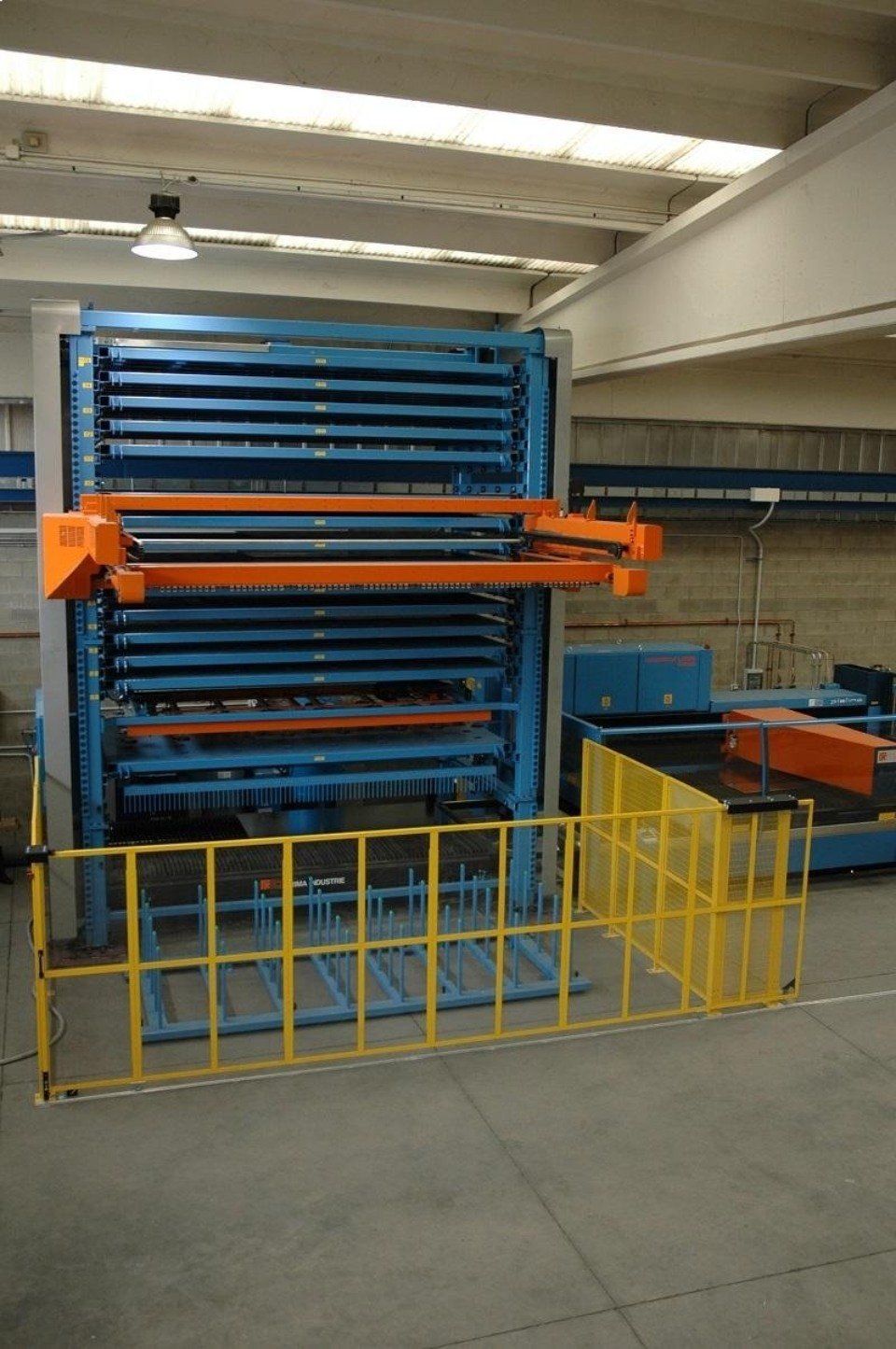 taglio e lavorazione lamiere su misura