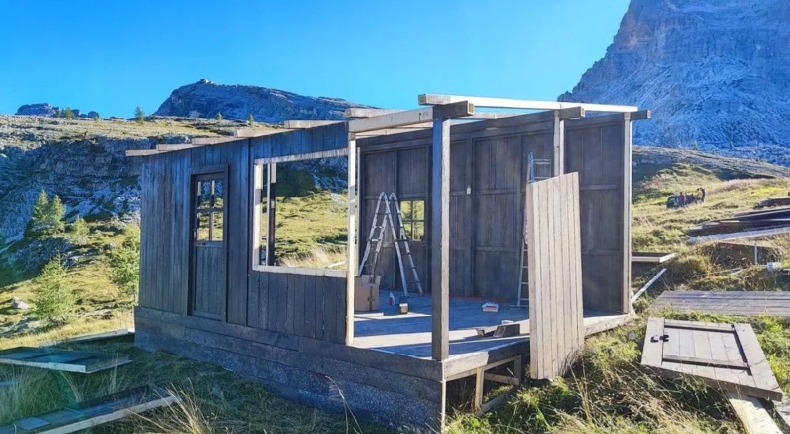 a un passo dal cielo  scenografie
