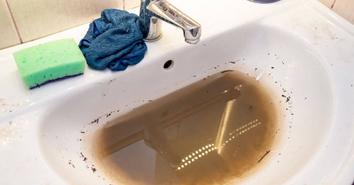 7 Signs That You Have a Clog in Your Drain Line