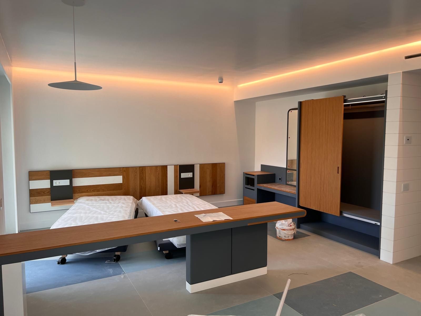 soffitto con illuminaizone LED