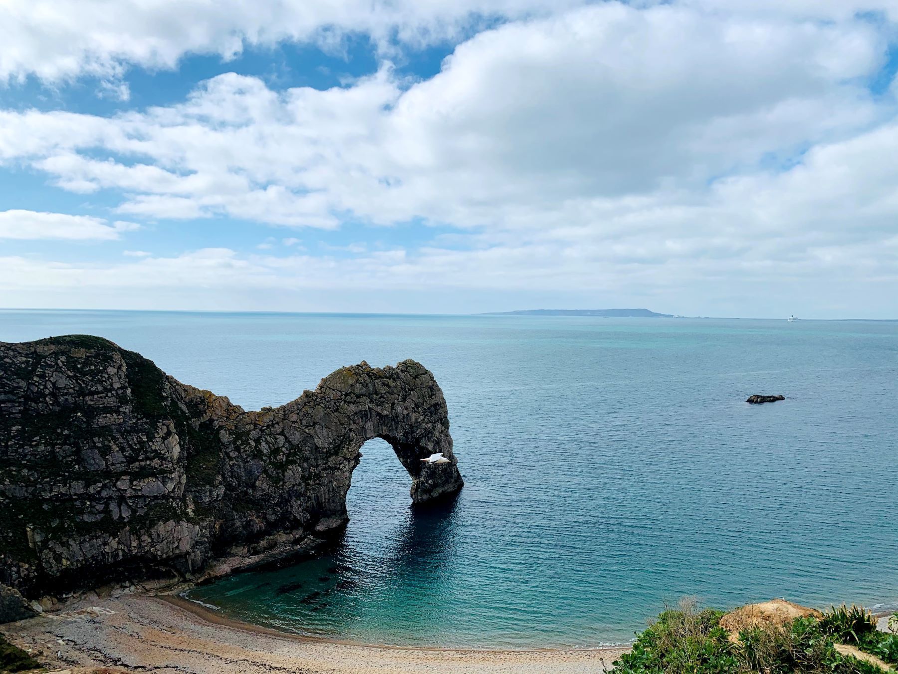 Durdle Door, famous limestone arch and coastal landmark in Dorset, England