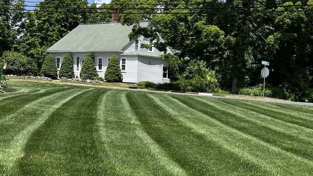 Fertilizer & Weed Treatments Beacon Falls, Yard Fertilizer