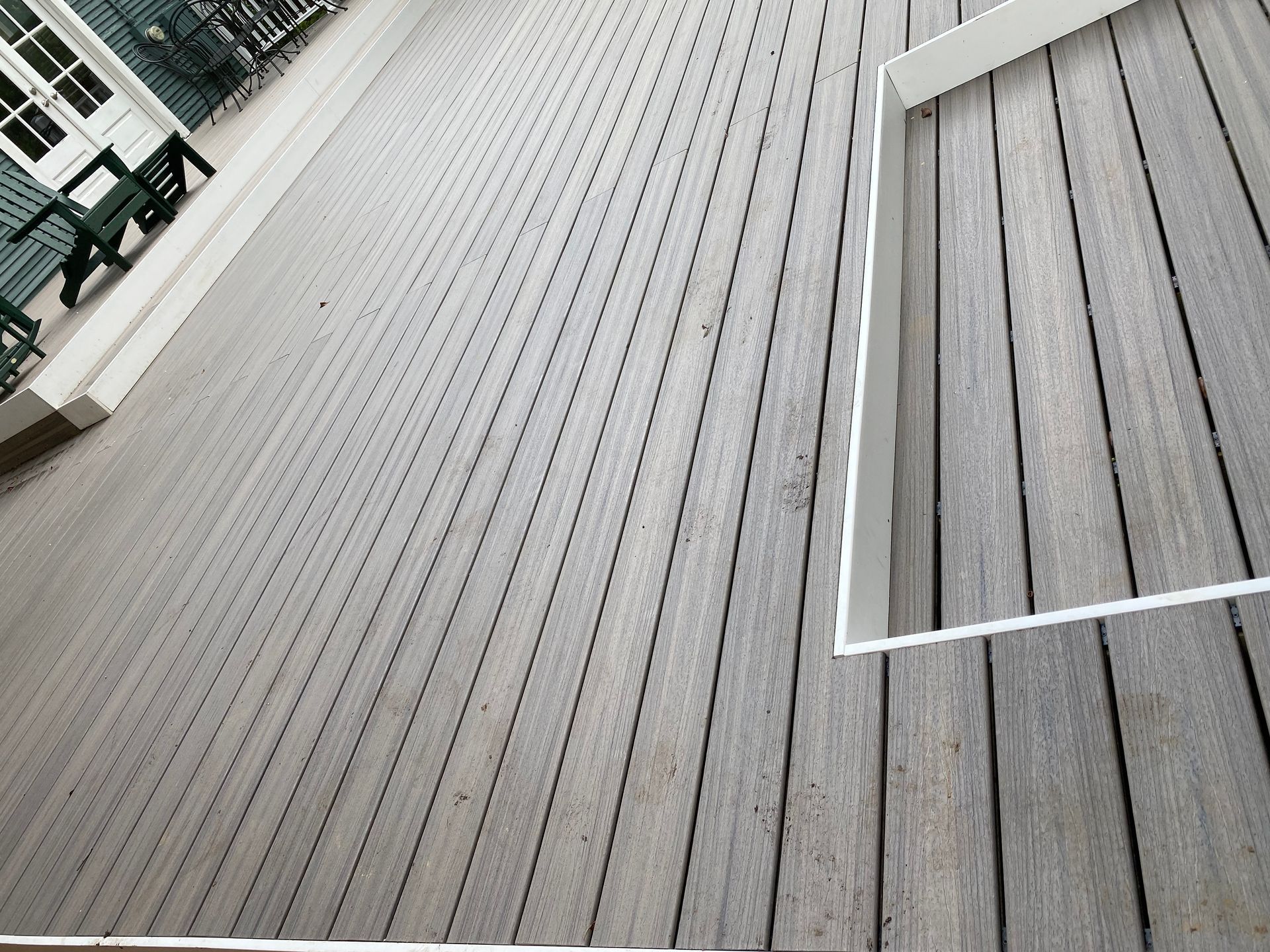 Composite deck