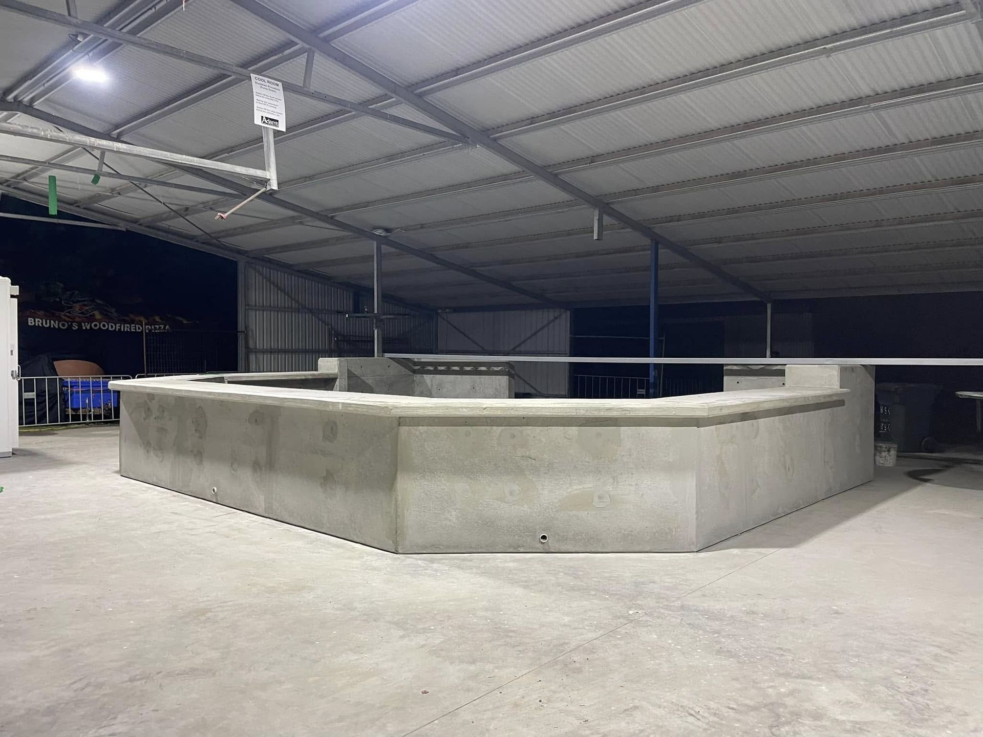 Edmunds Lyons Concreting for general, rural, and commercial concreting.