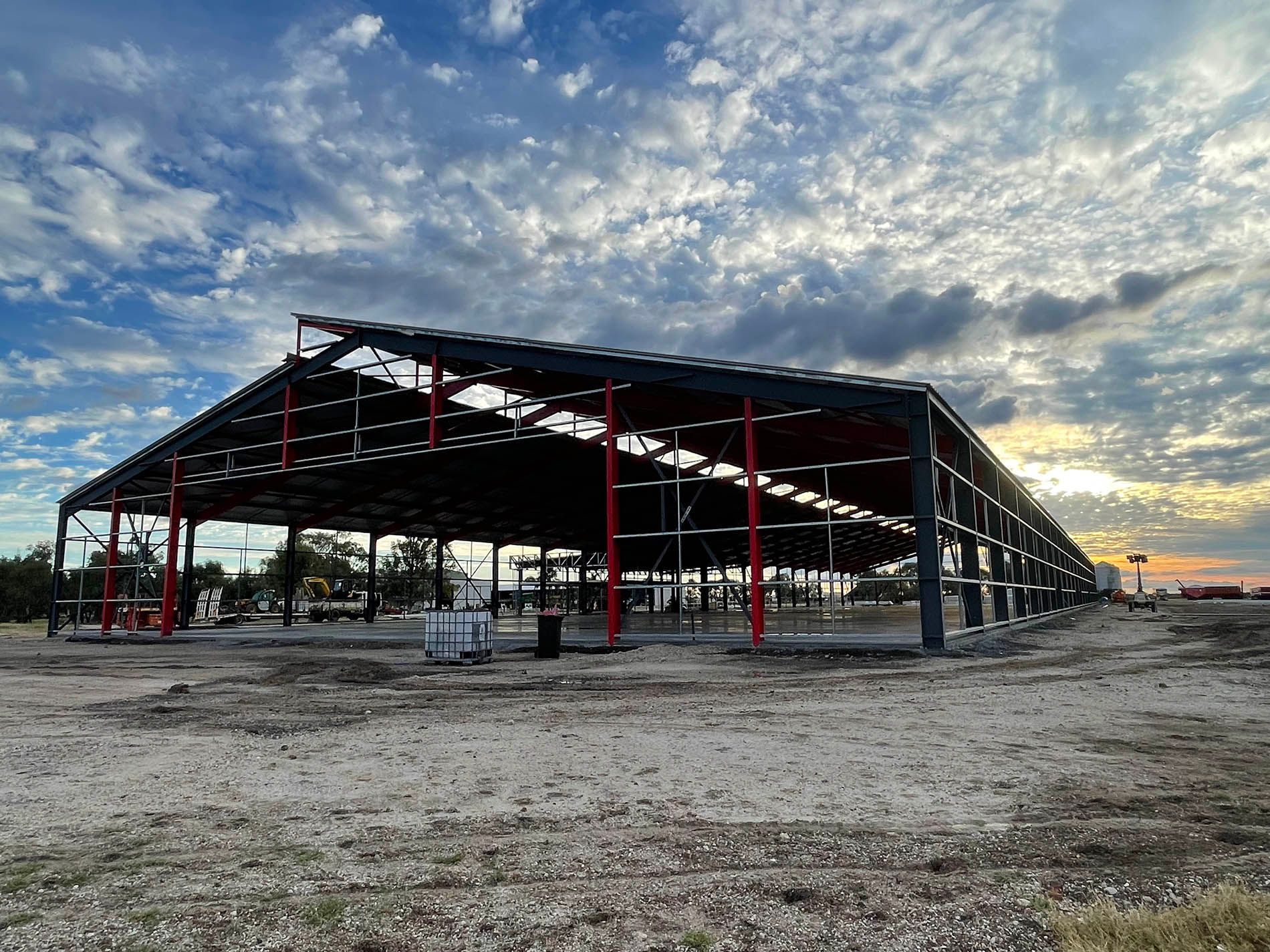 Edmunds Lyons Concreting for general, rural, and commercial concreting. 