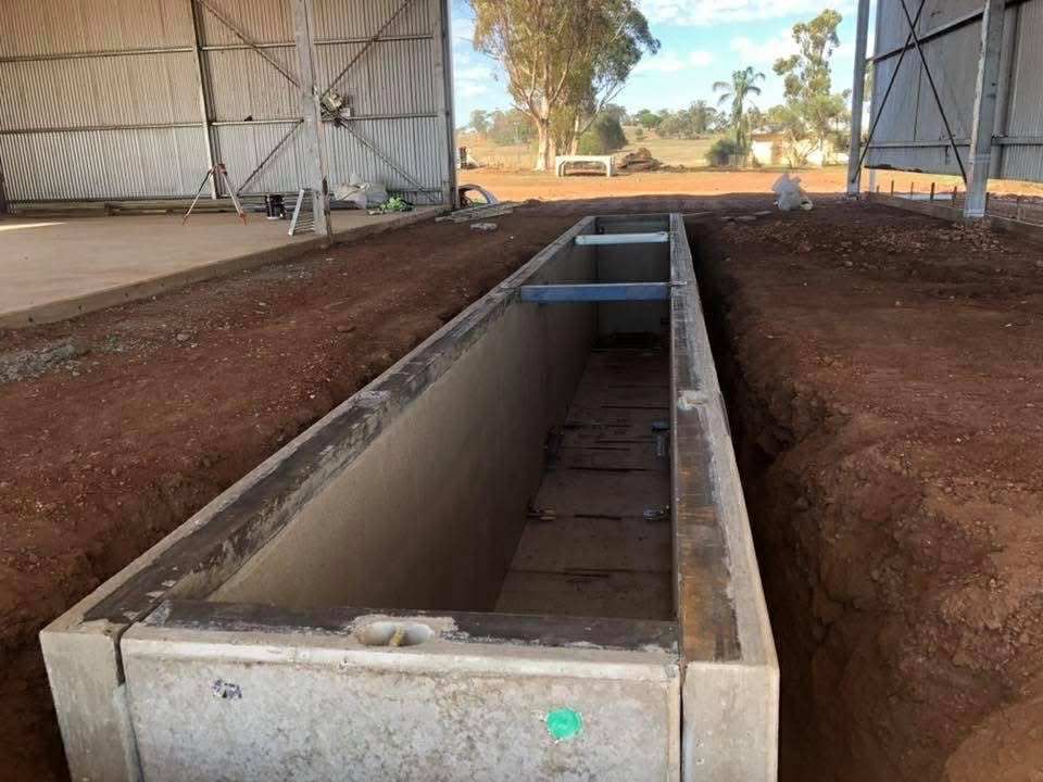 Edmunds Lyons Concreting for general, rural, and commercial concreting.