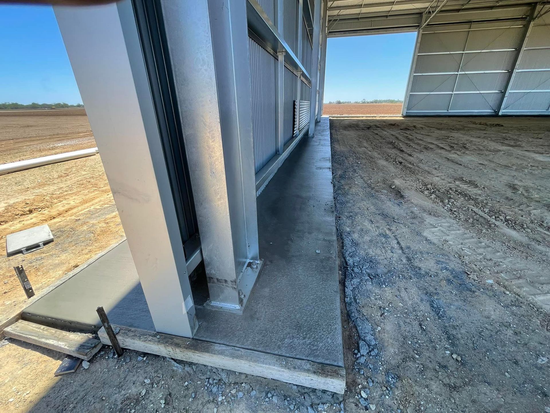 Edmunds Lyons Concreting for general, rural, and commercial concreting. 