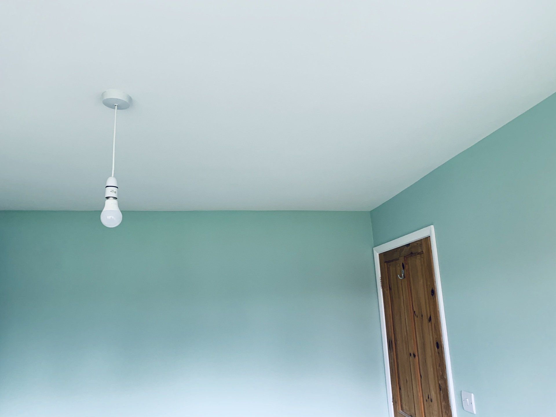 Image of previously completed project - Room having been redecorated including all walls, woodwork and ceiling