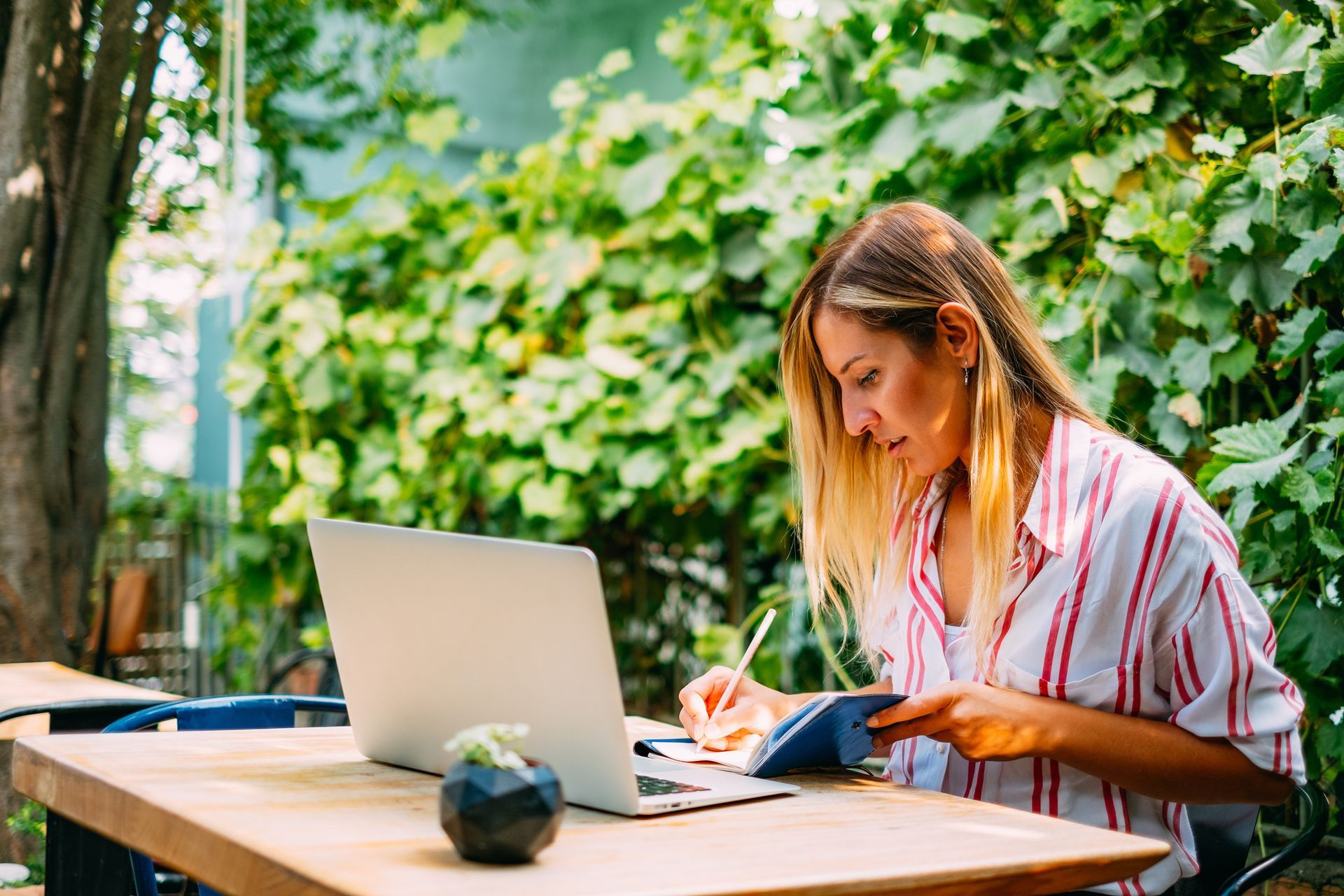 woman working on her laptop 