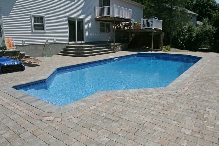 Grecian Inground Pool – Glens Falls, NY