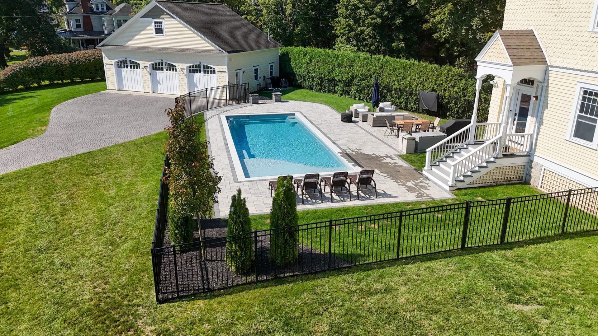 Fiberglass Rectangle Pool – Wilton, NY