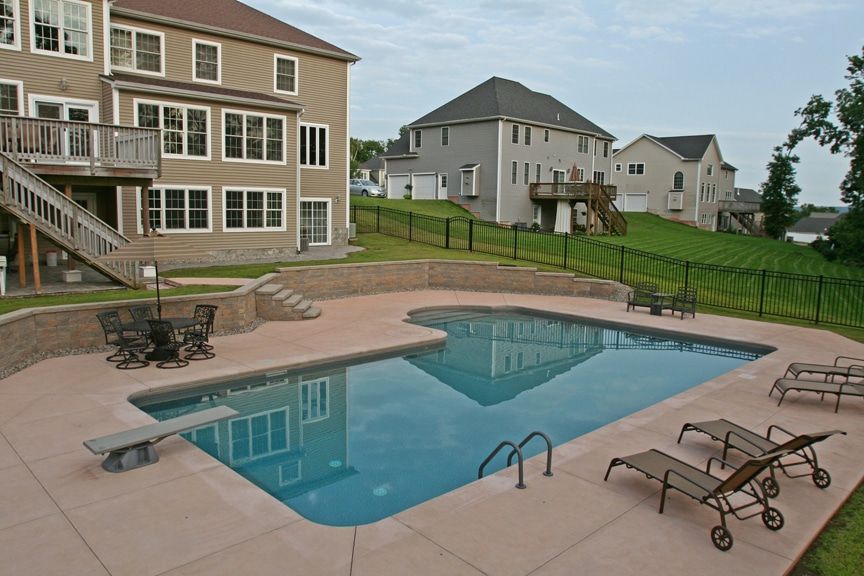 Roman End L Inground Pool – Loudonville, NY