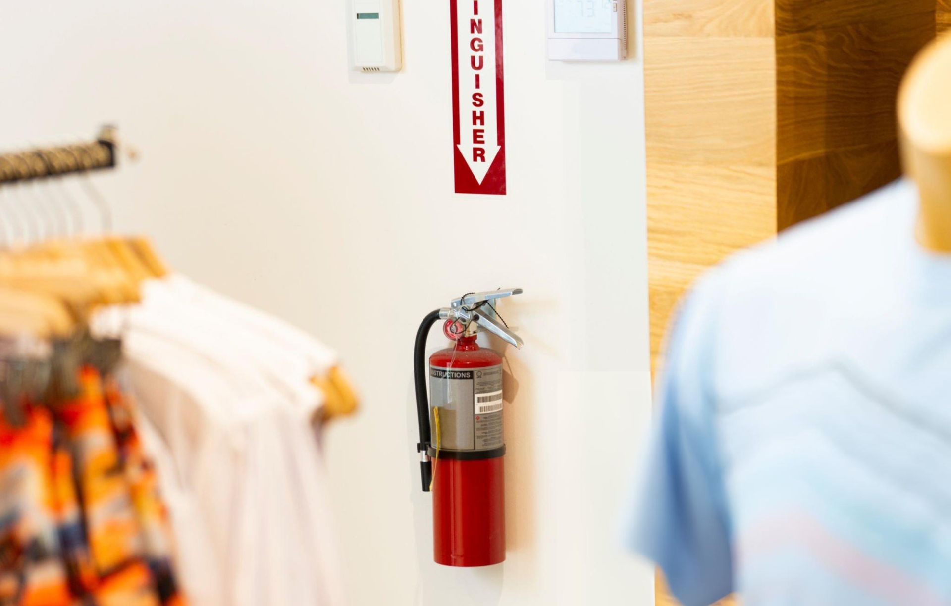 Extincteur professionnel pour locaux et entreprise 