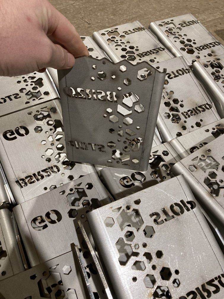 Rostfritt stål Laserskärning och bockning