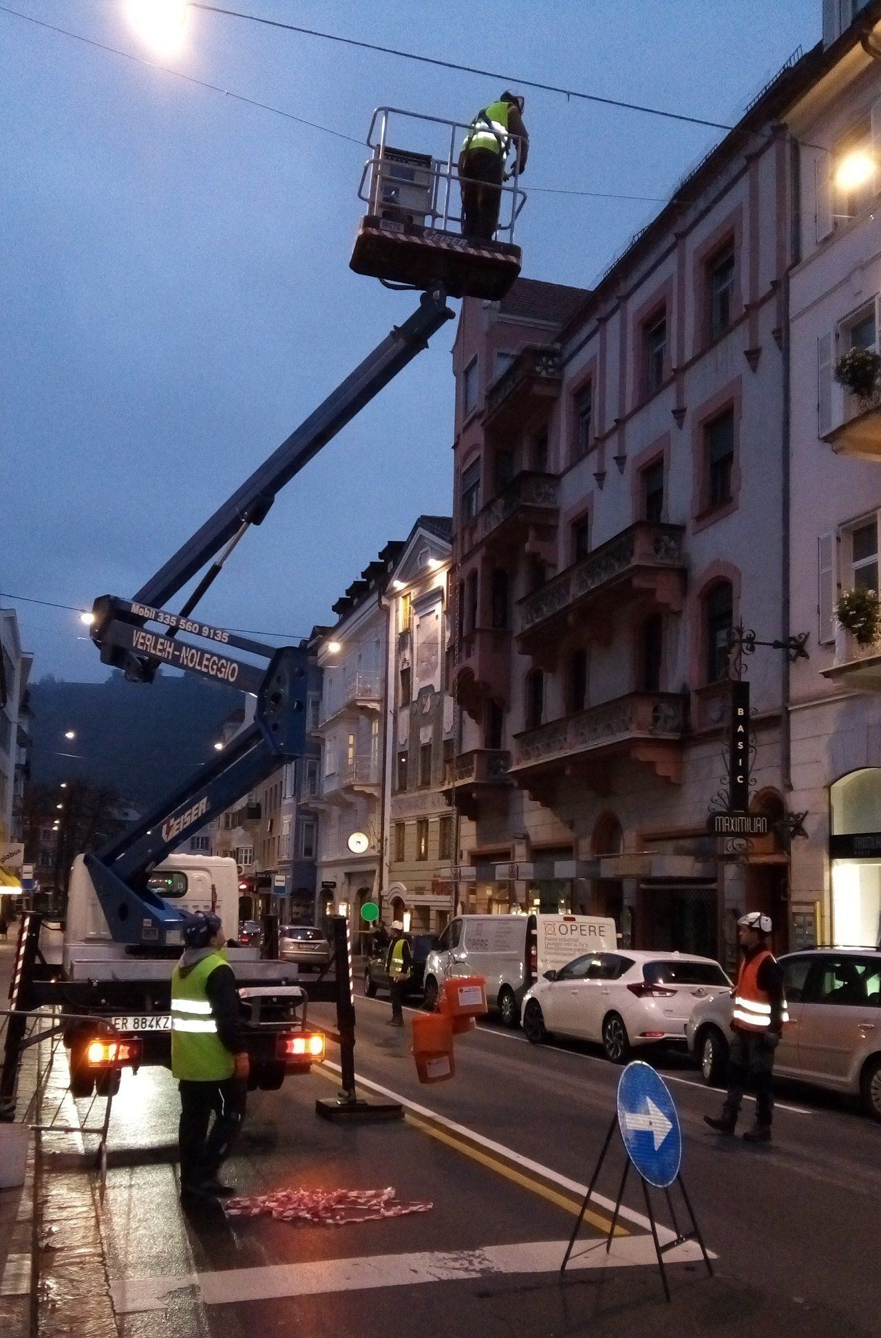 Collaudo di cavi per addobbi a Merano - Prova di carico