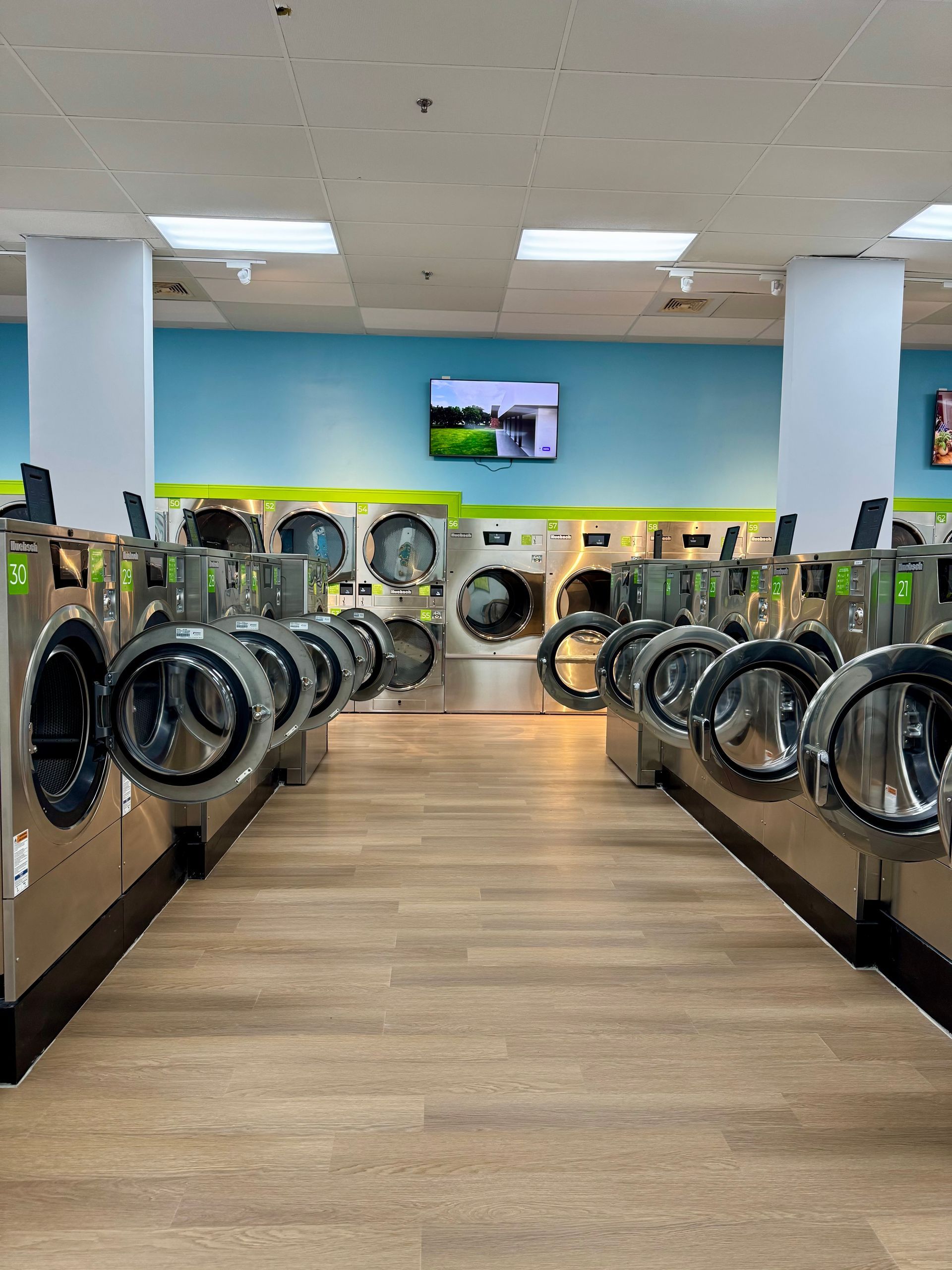 Surf -N- Laundry Self Service Washing machines