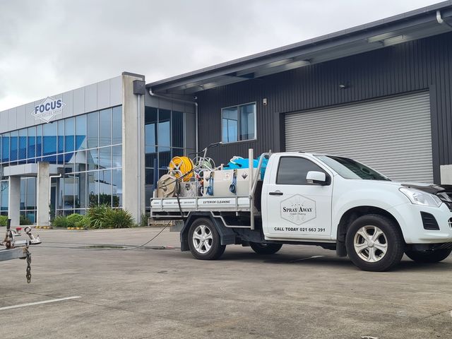 About - Spray and Wash - Exterior Cleaning services Auckland